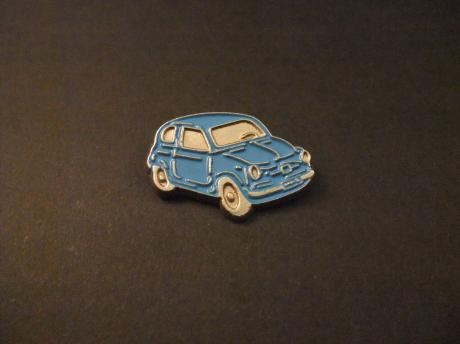Fiat 500 kleine stadsauto blauw,